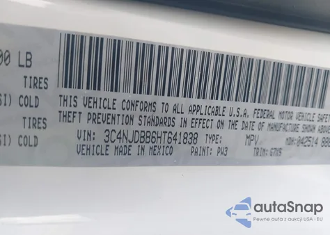 2017 Jeep New Compass Latitude 4X4 z USA, uszkodzony, nr VIN 3C4NJDBB6HT641838